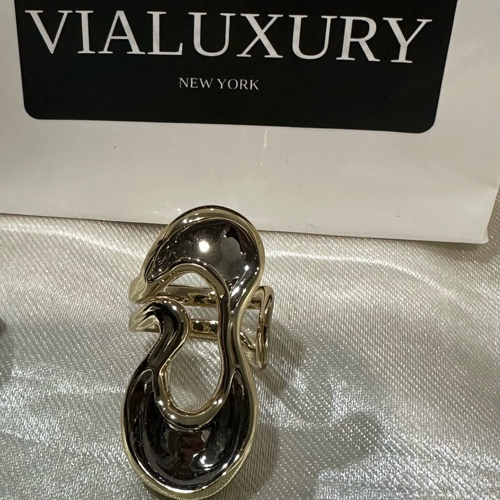 🆕 🔥 Alexis Bitter Gold Plated Gray Enamel   Works of Art Ring! Size 5